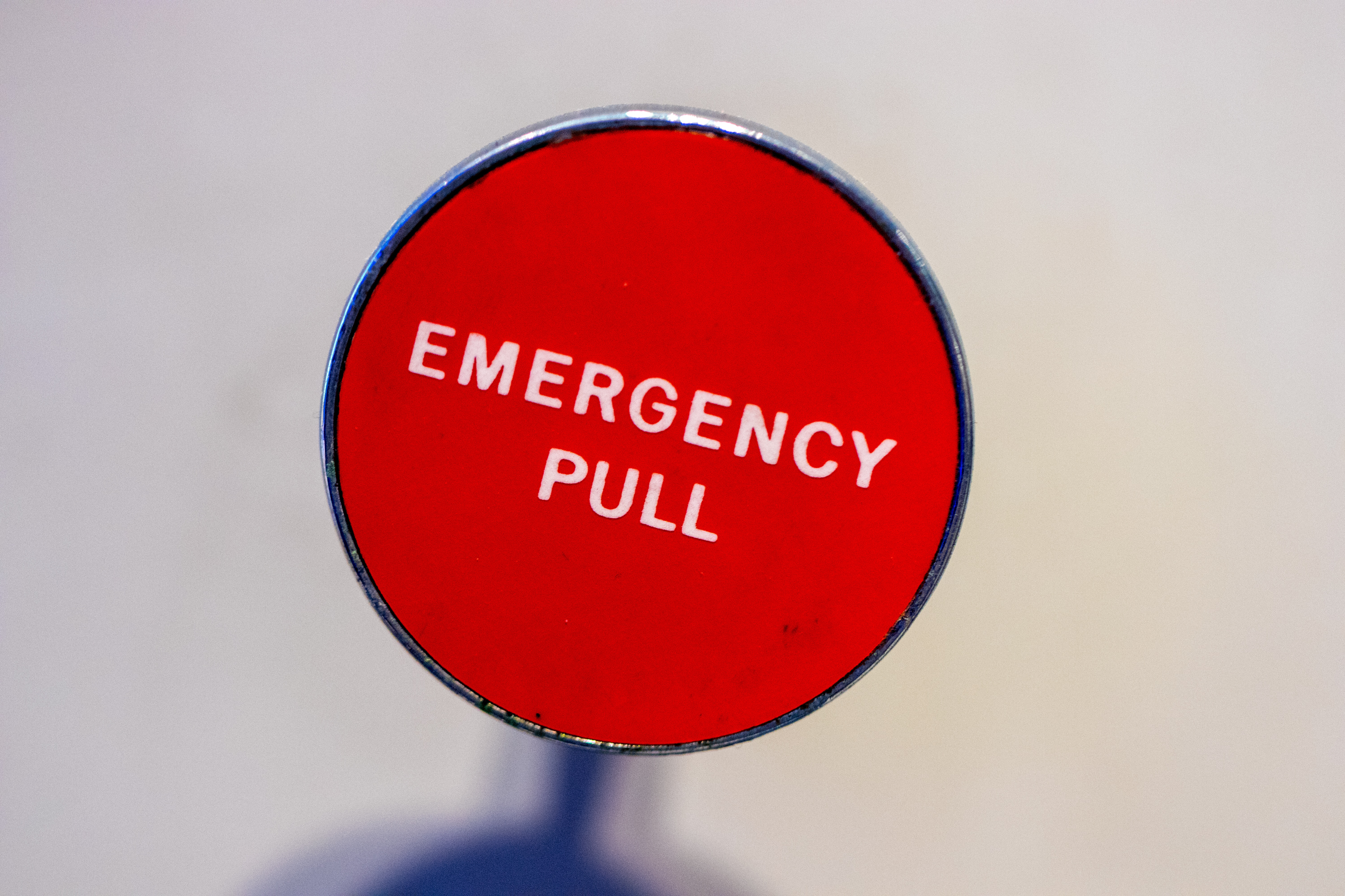 header image - emergency pull